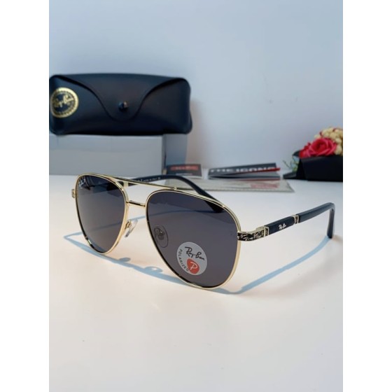 Ray-Ban RB3025 (Classic Aviator)